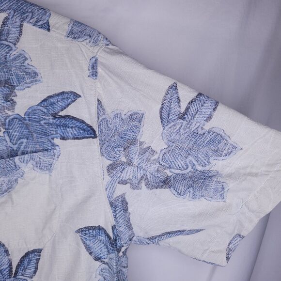 Tommy Bahama Silk Hawaiian Shirt Mens Large Floral Blue, White Original Fit Camp - Picture 4 of 12